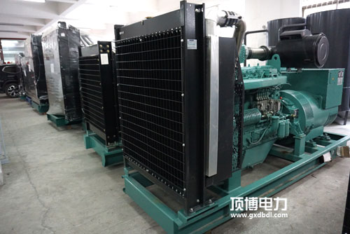 基础广西顶博发电机组制造保养技巧之一空气滤清器的更换